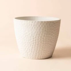 Dryades White Pot - 9.4"