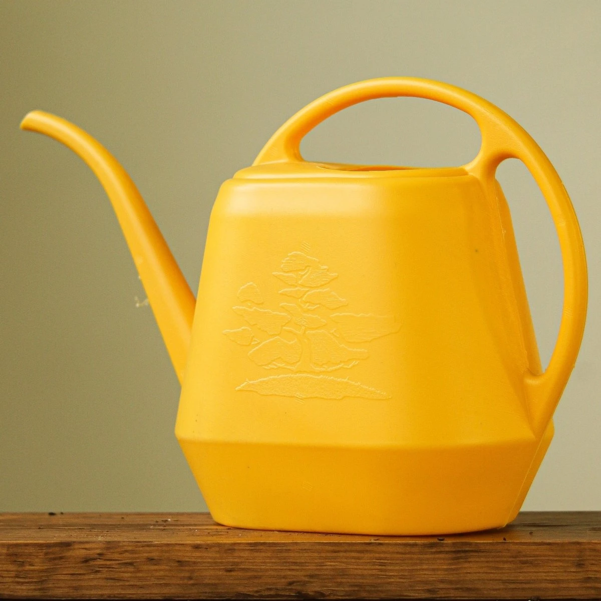 Watering Can Aqua Rite 1.2 Gal. (144 Oz) Earthy Yellow - Image 2